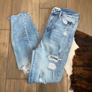 Cello Light Wash High Rise Destroy Frayed Ankle Skinny | Size 11